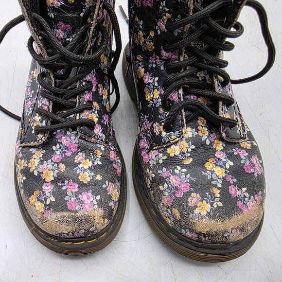 Dr. Martens Brooklee Girls Size 9 Black Floral Boots Flowers School Walking - Picture 10 of 12